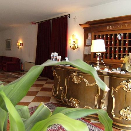 Hotel Europa Udine Buitenkant foto
