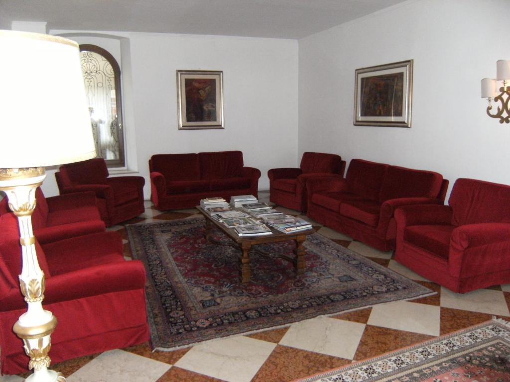 Hotel Europa Udine Buitenkant foto