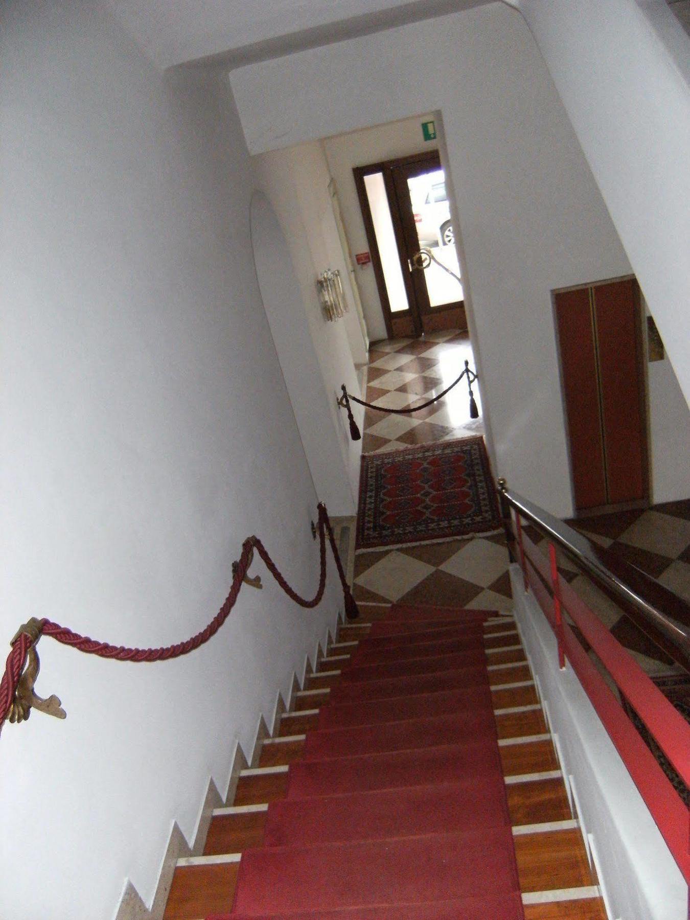Hotel Europa Udine Buitenkant foto