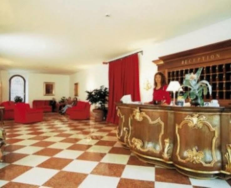 Hotel Europa Udine Buitenkant foto